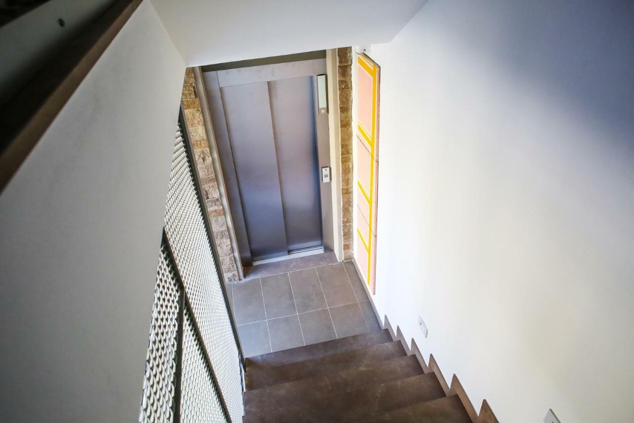 B&B Warmup Grosseto - Parcheggio Incluso Nella Corte Interna Εξωτερικό φωτογραφία